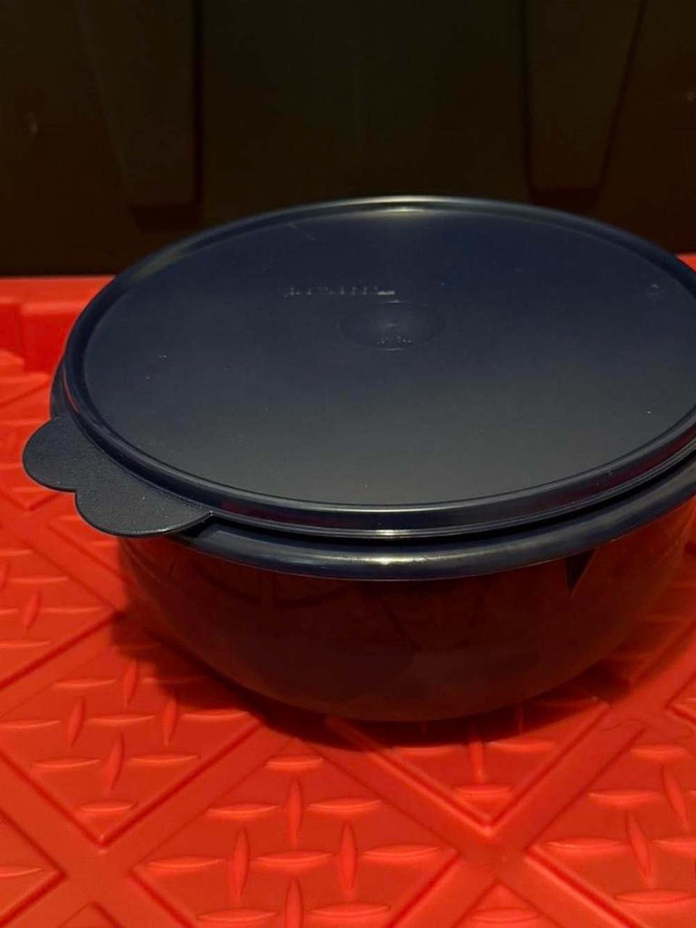 Tupperware Navy Blue Round Food Storage Bowl with Lid